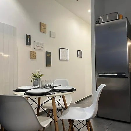 Les Ames Heureuses By La Cle Des Expos In *