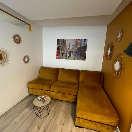 Les Ames Heureuses By La Cle Des Expos In